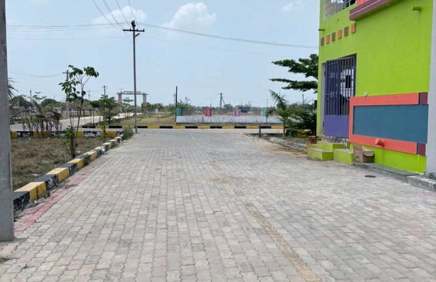 SITE 132 04 - Red Hills Chennai
