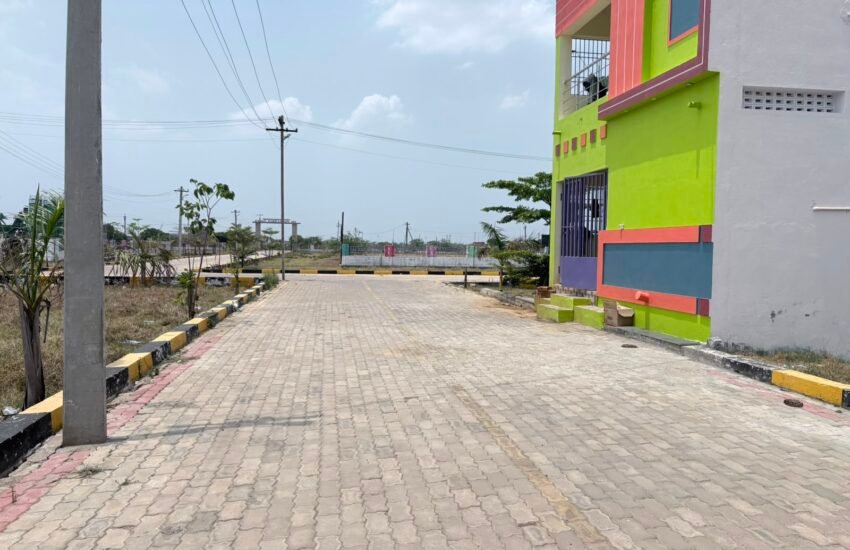 SITE 132 08 - Red Hills Chennai
